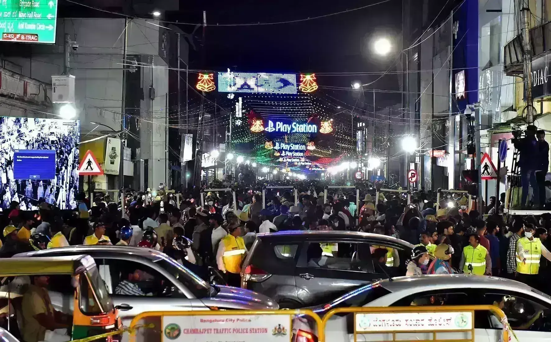 ಬೆಂಗಳೂರು| ಹೊಸ ವರ್ಷಾಚರಣೆ: ನಗರದಲ್ಲಿ ಬಿಗಿ ಪೊಲೀಸ್ ಬಂದೋಬಸ್ತ್