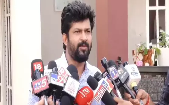 ಮಗನನ್ನು ಚುನಾವಣೆಯಲ್ಲಿ ಗೆಲ್ಲಿಸಲು ಸಿದ್ದರಾಮಯ್ಯ ಯಾರನ್ನು ಬೇಕಾದರೂ ತುಳಿಯುತ್ತಾರೆ: ಸಂಸದ ಪ್ರತಾಪ್‌ ಸಿಂಹ ವಾಗ್ದಾಳಿ