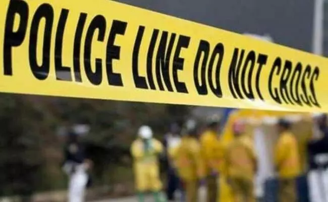 ಉತ್ತರ ಪ್ರದೇಶ: ವಿಫಲ ಅತ್ಯಾಚಾರ ಯತ್ನ, ಆರು ವರ್ಷದ ಬಾಲಕಿಯನ್ನು ನೀರಿನ ಟ್ಯಾಂಕ್ ನಲ್ಲಿ ಮುಳುಗಿಸಿ ಹತ್ಯೆ ಉತ್ತರ ಪ್ರದೇಶ: ವಿಫಲ ಅತ್ಯಾಚಾರ ಯತ್ನ, ಆರು ವರ್ಷದ ಬಾಲಕಿಯನ್ನು ನೀರಿನ ಟ್ಯಾಂಕ್ ನಲ್ಲಿ ಮುಳುಗಿಸಿ ಹತ್ಯೆ