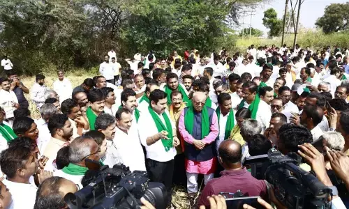 ಚುನಾವಣಾ ರಾಜಕಾರಣ ಬದಿಗಿಟ್ಟು ಮುಗ್ಧ ರೈತರ ನೆರವಿಗೆ ಧಾವಿಸಿ: ವಿಜಯೇಂದ್ರ ಆಗ್ರಹ