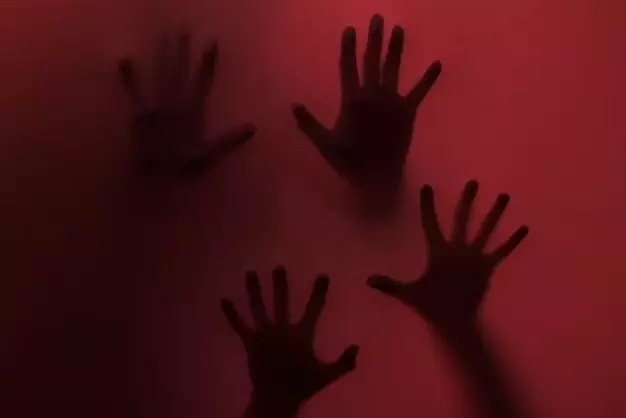 ತುಮಕೂರು| ಸಿದ್ದಗಂಗಾ ಮಠದ ಜಾತ್ರೆಗೆ ತೆರಳಿದ್ದ ವಿದ್ಯಾರ್ಥಿನಿಯ ಸಾಮೂಹಿಕ ಅತ್ಯಾಚಾರ: ಮೂವರು ಆರೋಪಿಗಳ ಬಂಧನ ತುಮಕೂರು| ಸಿದ್ದಗಂಗಾ ಮಠದ ಜಾತ್ರೆಗೆ ತೆರಳಿದ್ದ ವಿದ್ಯಾರ್ಥಿನಿಯ ಸಾಮೂಹಿಕ ಅತ್ಯಾಚಾರ: ಮೂವರು ಆರೋಪಿಗಳ ಬಂಧನ