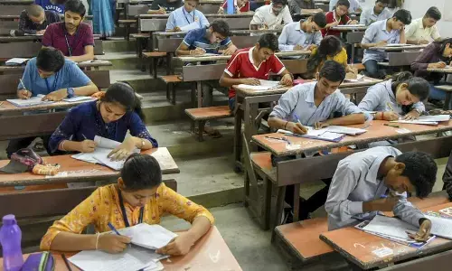 ಜ.13ಕ್ಕೆ ಕೆ-ಸೆಟ್ ಪರೀಕ್ಷೆ: ಪ್ರವೇಶ ಪತ್ರ ಡೌನ್‍ಲೋಡ್‍ಗೆ ಸೂಚನೆ, ವಸ್ತ್ರ ಸಂಹಿತೆ ಕಡ್ಡಾಯ