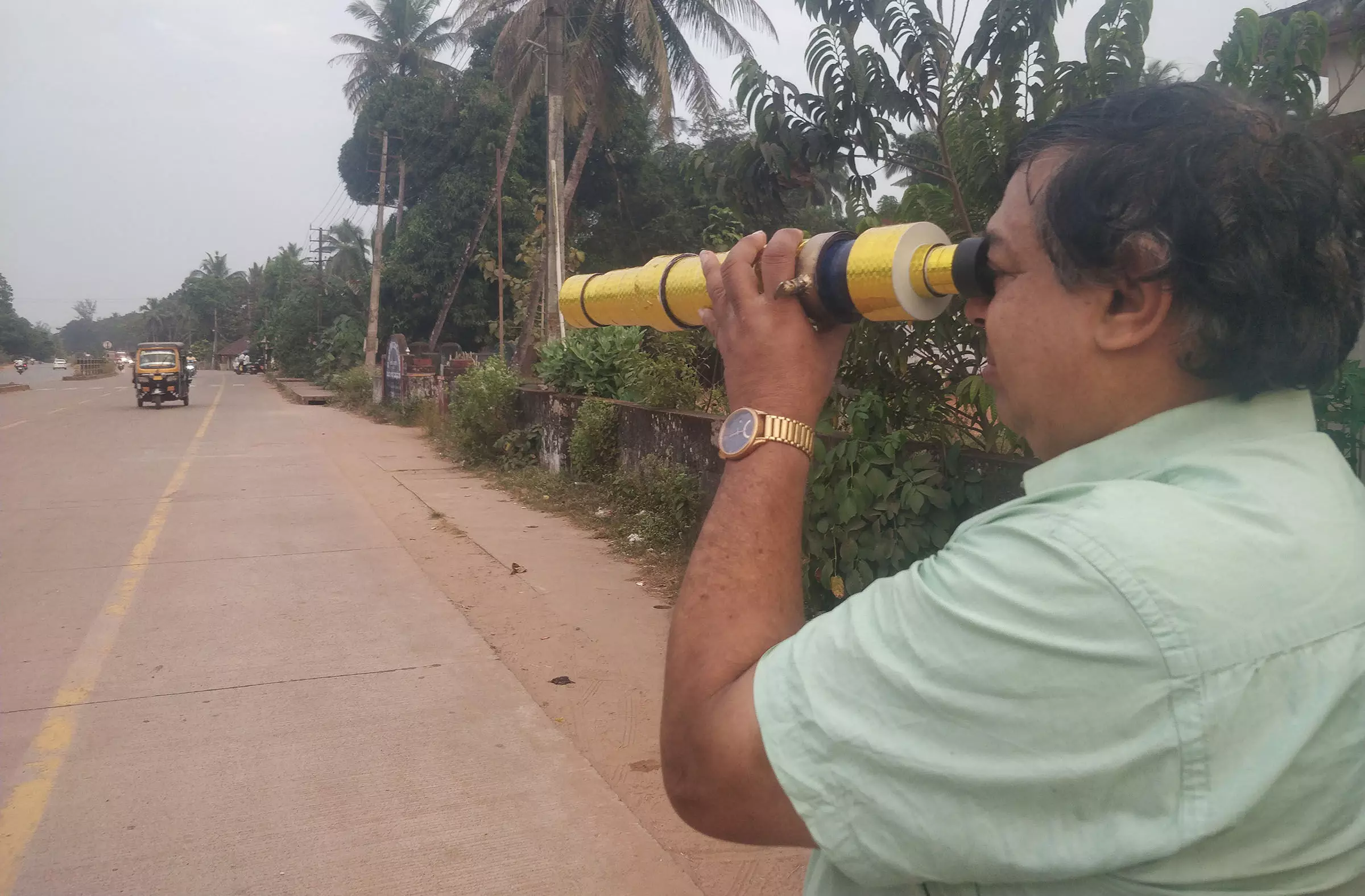 ಉಡುಪಿ: ಅಯೋಧ್ಯೆ ರಾಮಮಂದಿರ ಕಣ್ಗಾವಲಿಗೆ ಪರ್ಕಳದ ದೂರದರ್ಶಕ ಉಡುಪಿ: ಅಯೋಧ್ಯೆ ರಾಮಮಂದಿರ ಕಣ್ಗಾವಲಿಗೆ ಪರ್ಕಳದ ದೂರದರ್ಶಕ