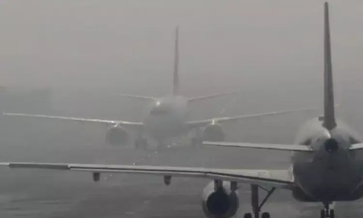 ಕಡಿಮೆ ಗೋಚರತೆಯಲ್ಲಿ ಲ್ಯಾಂಡಿಂಗ್ ಮಾಡಲು ತಿಳಿಯದ ಪೈಲಟ್ ಗಳು, 2 ವಿಮಾನ ಸಂಸ್ಥೆಗಳಿಗೆ ನೋಟಿಸ್!