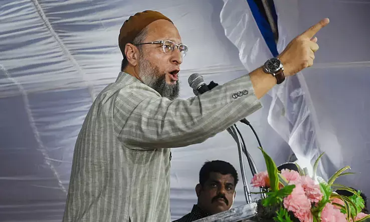 ನೀವು ನನ್ನನ್ನು ಶೂಟ್ ಮಾಡುತ್ತೀರಾ?; ಬದುಕಿರುವವರೆಗೂ ಜನರಿಗೆ ಡಿಸೆಂಬರ್ 6 ಅನ್ನು ನೆನಪಿಸುತ್ತೇನೆ ಎಂದ ಅಸದುದ್ದೀನ್ ಉವೈಸಿ