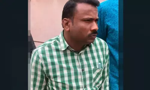 ಚಿಕ್ಕಮಗಳೂರು: ಲಂಚ ಪಡೆಯುತ್ತಿದ್ದ ವೇಳೆ ಲೋಕಾಯುಕ್ತ ಬಲೆಗೆ ಬಿದ್ದ ಬಿಇಒ ಕಚೇರಿ ಸಿಬ್ಬಂದಿ