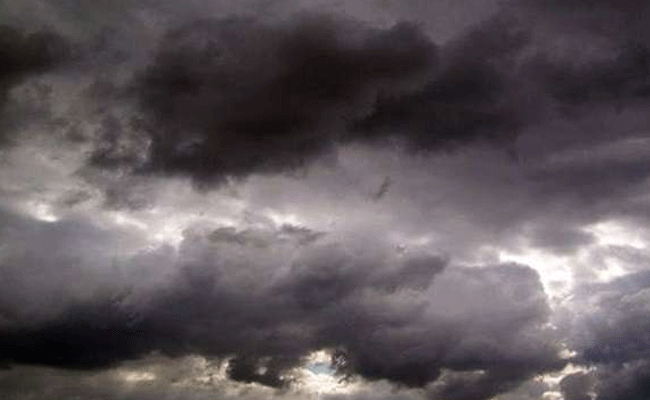 ರಾಜ್ಯದಲ್ಲಿ ಇನ್ನೂ 3 ದಿನ ಮೋಡ ಕವಿದ ವಾತಾವರಣ ರಾಜ್ಯದಲ್ಲಿ ಇನ್ನೂ 3 ದಿನ ಮೋಡ ಕವಿದ ವಾತಾವರಣ