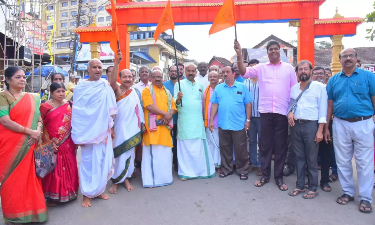 ಪುತ್ತಿಗೆ ಪರ್ಯಾಯ ಮಹೋತ್ಸವ: ಹೊರಕಾಣಿಕೆ ಮೆರವಣಿಗೆಗೆ ಚಾಲನೆ