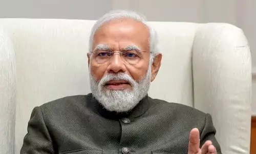 ವಿಶ್ವಗುರುವನ್ನು ಬಿಟ್ಟು, ಪ್ರಾಣ ಪಣಕ್ಕಿಟ್ಟು ಜನ ಅಕ್ರಮವಾಗಿ ವಿದೇಶಕ್ಕೆ ಹೋಗ್ತಾ ಇರೋದು ಯಾಕೆ ?