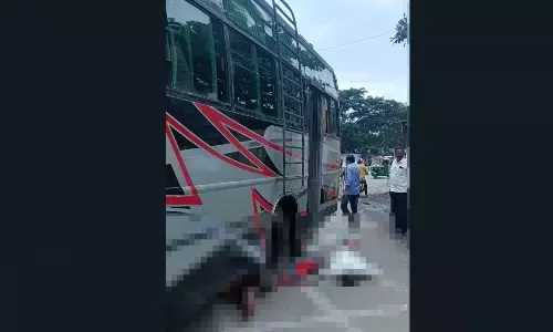 ಕೋಲಾರ| ಬಸ್‌ ಹರಿದು ಮಹಿಳೆ ಸಾವು, ಓರ್ವ ಗಂಭೀರ