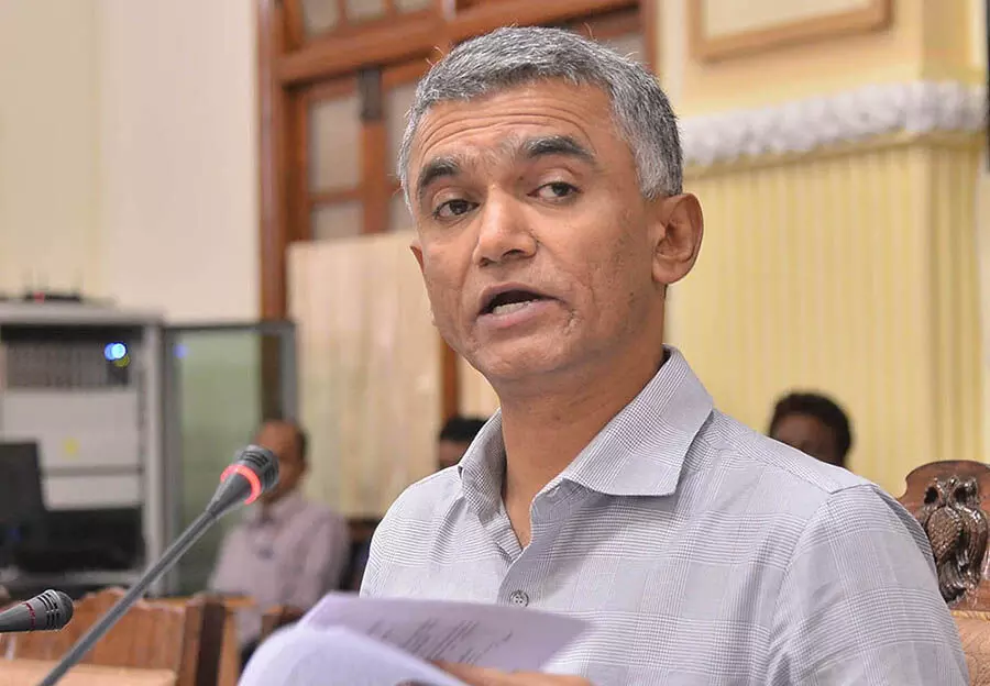 ‘ಸಕಾಲ’ ಜನರ ಮನೆ ಬಾಗಿಲಿಗೆ ವಿಳಂಬವಿಲ್ಲದೆ ಸರಕಾರಿ ಸೇವೆ ಒದಗಿಸಬೇಕು: ಸಚಿವ ಕೃಷ್ಣ ಬೈರೇಗೌಡ ‘ಸಕಾಲ’ ಜನರ ಮನೆ ಬಾಗಿಲಿಗೆ ವಿಳಂಬವಿಲ್ಲದೆ ಸರಕಾರಿ ಸೇವೆ ಒದಗಿಸಬೇಕು: ಸಚಿವ ಕೃಷ್ಣ ಬೈರೇಗೌಡ