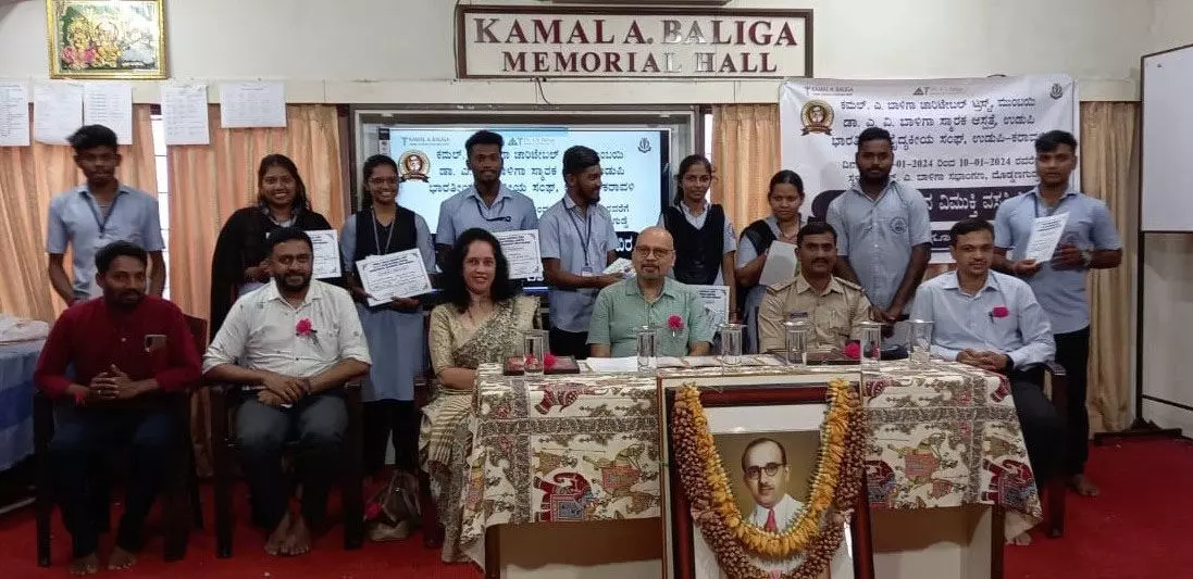 ಶೇ.60ರಷ್ಟು ಆತ್ಮಹತ್ಯೆಗೆ ಮದ್ಯಪಾನ ಕಾರಣ: ಎಸ್ಸೈ ರಾಘವೇಂದ್ರ ಶೇ.60ರಷ್ಟು ಆತ್ಮಹತ್ಯೆಗೆ ಮದ್ಯಪಾನ ಕಾರಣ: ಎಸ್ಸೈ ರಾಘವೇಂದ್ರ