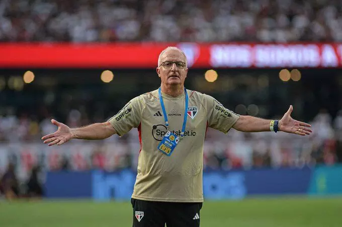 ಬ್ರೆಝಿಲ್ ಫುಟ್ಬಾಲ್ ತಂಡದ ಕೋಚ್ ಆಗಿ ಡೊರಿವಲ್ ಜೂನಿಯರ್ ನೇಮಕ ಬ್ರೆಝಿಲ್ ಫುಟ್ಬಾಲ್ ತಂಡದ ಕೋಚ್ ಆಗಿ ಡೊರಿವಲ್ ಜೂನಿಯರ್ ನೇಮಕ