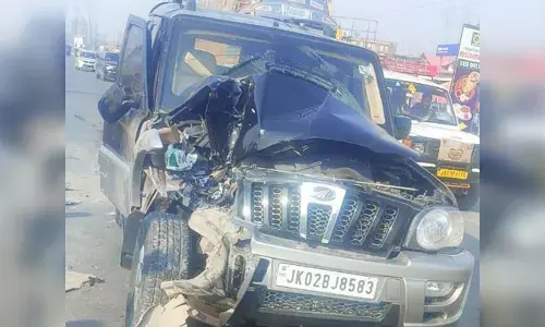 ಜಮ್ಮು: ಪಿಡಿಪಿ ನಾಯಕಿ ಮೆಹಬೂಬಾ ಮುಫ್ತಿ ಪ್ರಯಾಣಿಸುತ್ತಿದ್ದ ಕಾರು ಅಪಘಾತ