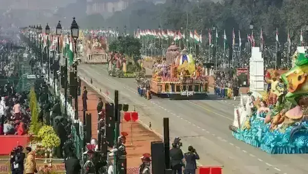 ಮುಂದಿನ ಮೂರು ಗಣರಾಜ್ಯೋತ್ಸವ ಪರೇಡ್ ಗಳಲ್ಲಿ ಎಲ್ಲ ರಾಜ್ಯಗಳ ಸ್ತಬ್ಧಚಿತ್ರಗಳಿಗೆ ಸಮಾನ ಅವಕಾಶ: ಆಯ್ಕೆ ಸಮಿತಿ ಸ್ಪಷ್ಟನೆ