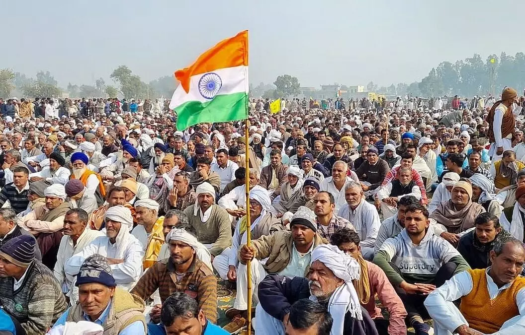 ಬಿಜೆಪಿಯನ್ನು ಸೋಲಿಸಲು ಕಾರ್ಯತಂತ್ರ ರೂಪಿಸಲಿರುವ ರೈತರ ಸಮಾವೇಶ: ವರದಿ ಬಿಜೆಪಿಯನ್ನು ಸೋಲಿಸಲು ಕಾರ್ಯತಂತ್ರ ರೂಪಿಸಲಿರುವ ರೈತರ ಸಮಾವೇಶ: ವರದಿ