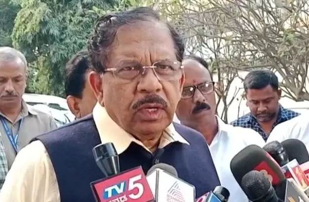 ಸಿದ್ದರಾಮಯ್ಯ ಅವರನ್ನು ನಿಂದಿಸಿರುವ ಅನಂತಕುಮಾರ್ ಹೆಗಡೆ ವಿರುದ್ಧ ಪೊಲೀಸರು ಕ್ರಮ ಕೈಗೊಳ್ಳುತ್ತಾರೆ: ಡಾ.ಜಿ. ಪರಮೇಶ್ವರ್ ಸಿದ್ದರಾಮಯ್ಯ ಅವರನ್ನು ನಿಂದಿಸಿರುವ ಅನಂತಕುಮಾರ್ ಹೆಗಡೆ ವಿರುದ್ಧ ಪೊಲೀಸರು ಕ್ರಮ ಕೈಗೊಳ್ಳುತ್ತಾರೆ: ಡಾ.ಜಿ. ಪರಮೇಶ್ವರ್