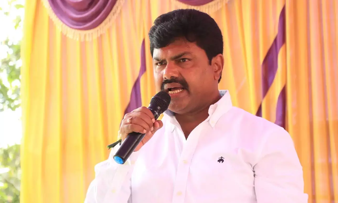 ಯುವನಿಧಿ ಯೋಜನೆ ಮೂಲಕ ಯುವಜನತೆಯ ಕಣ್ಣಿಗೆ ಮಣ್ಣೆರಚುವ ತಂತ್ರ: ಬಿ.ವೈ ರಾಘವೇಂದ್ರ