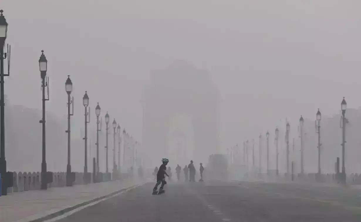 ದಿಲ್ಲಿ ವಾಯುಗುಣಮಟ್ಟ ಕುಸಿತ : ಅನಗತ್ಯ ಕಾಮಗಾರಿ, ಮಾಲಿನ್ಯ ಕಾರಕ ವಾಹನಗಳ ಸಂಚಾರ ನಿಷೇಧ