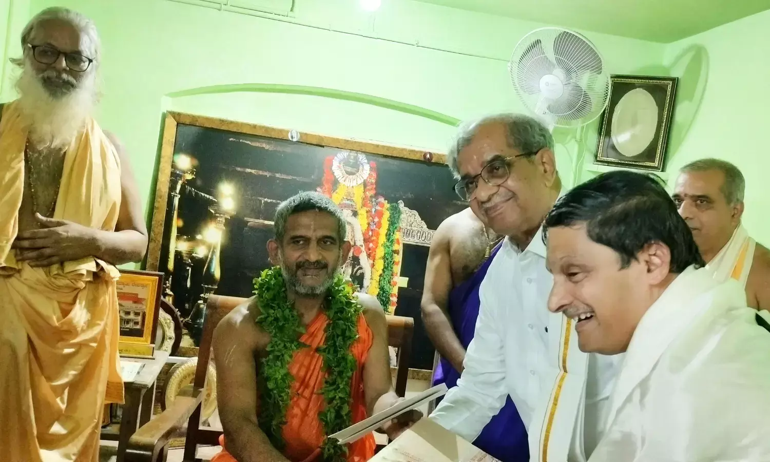 ರಾಮಮಂದಿರಕ್ಕೆ ಧರ್ಮಸ್ಥಳದಿಂದ ಬೆಳ್ಳಿ ಪೂಜಾ ಪರಿಕರ ಸಮರ್ಪಣೆ