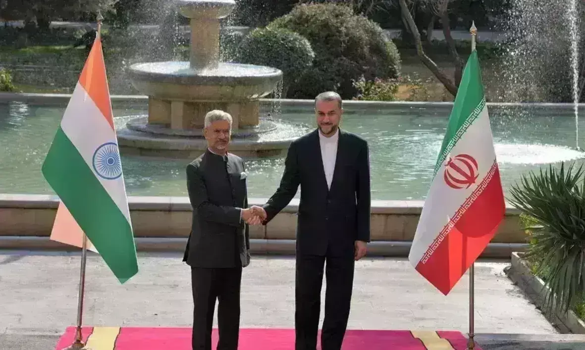 ಚಬಹಾರ್ ಬಂದರು ಅಭಿವೃದ್ಧಿ ಒಪ್ಪಂದಕ್ಕೆ ಭಾರತ-ಇರಾನ್ ಸಹಿ