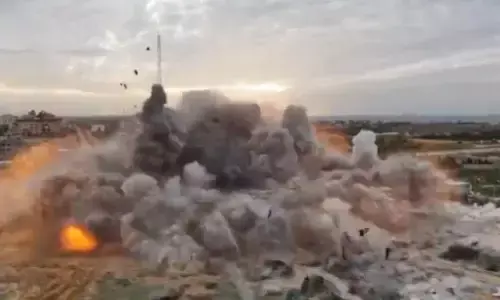 ಗಾಝಾದಲ್ಲಿನ ಫೆಲೆಸ್ತೀನ್‌ ವಿವಿ ಕಟ್ಟಡದ ಮೇಲೆ ಇಸ್ರೇಲ್ ಬಾಂಬ್‌ ದಾಳಿ?;‌ ವೀಡಿಯೋ ವೈರಲ್‌