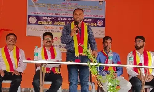 ಮಾಧ್ಯಮಗಳು ಪೂರ್ವಾಗ್ರಹ ಪೀಡಿತರಾಗದೆ ಸಮಾಜಕ್ಕೆ ಹಿತವಾಗುವಂತೆ ವರ್ತಿಸಬೇಕು: ಎಂ.ಆರ್.ಮಾನ್ವಿ