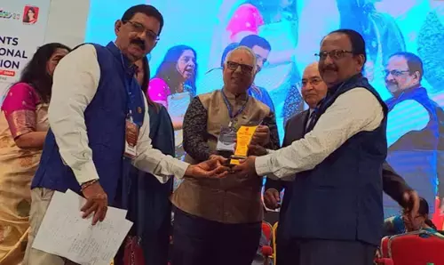 ತಿರುವನಂತಪುರದಲ್ಲಿ ನಡೆದ ಅಂತರಾಷ್ಟ್ರೀಯ ಸಮ್ಮೇಳನದಲ್ಲಿ ಜಯಂಟ್ಸ್ ಉಡುಪಿಗೆ ಪ್ರಶಸ್ತಿ