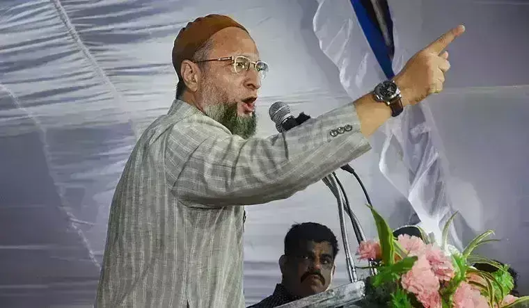 ಮಂದಿರ ಉದ್ಘಾಟಿಸಿ ಬಹುಸಂಖ್ಯಾತರ ಮತಗಳ ಕ್ರೋಢೀಕರಣ ಮಾಡುತ್ತಿರುವ ಮೋದಿ: ಅಸದುದ್ದೀನ್ ಉವೈಸಿ ಮಂದಿರ ಉದ್ಘಾಟಿಸಿ ಬಹುಸಂಖ್ಯಾತರ ಮತಗಳ ಕ್ರೋಢೀಕರಣ ಮಾಡುತ್ತಿರುವ ಮೋದಿ: ಅಸದುದ್ದೀನ್ ಉವೈಸಿ