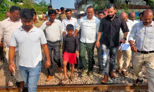 ಶಿಷ್ಟಾಚಾರ ಬದಿಗೊತ್ತಿ ಗೇಟ್‌ನೊಳಗೆ ನುಸುಳಿ ಜನರ ಬವಣೆ ಅರಿತ ಸ್ಪೀಕರ್ ಯುಟಿ ಖಾದರ್