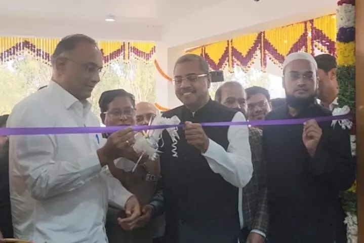 ಯುನಾನಿ ಮಹಾವಿದ್ಯಾಲಯದಲ್ಲಿ ಮಾಸ್ಟರ್ಸ್, ಪಿಎಚ್ಡಿ ಕೋರ್ಸ್ ಆರಂಭ: ಕೇಂದ್ರ ಸಚಿವ ಡಾ.ಮುನ್ಜುಪಾರ ಮಹೇಂದ್ರ ಭಾಯ್ ಯುನಾನಿ ಮಹಾವಿದ್ಯಾಲಯದಲ್ಲಿ ಮಾಸ್ಟರ್ಸ್, ಪಿಎಚ್ಡಿ ಕೋರ್ಸ್ ಆರಂಭ: ಕೇಂದ್ರ ಸಚಿವ ಡಾ.ಮುನ್ಜುಪಾರ ಮಹೇಂದ್ರ ಭಾಯ್