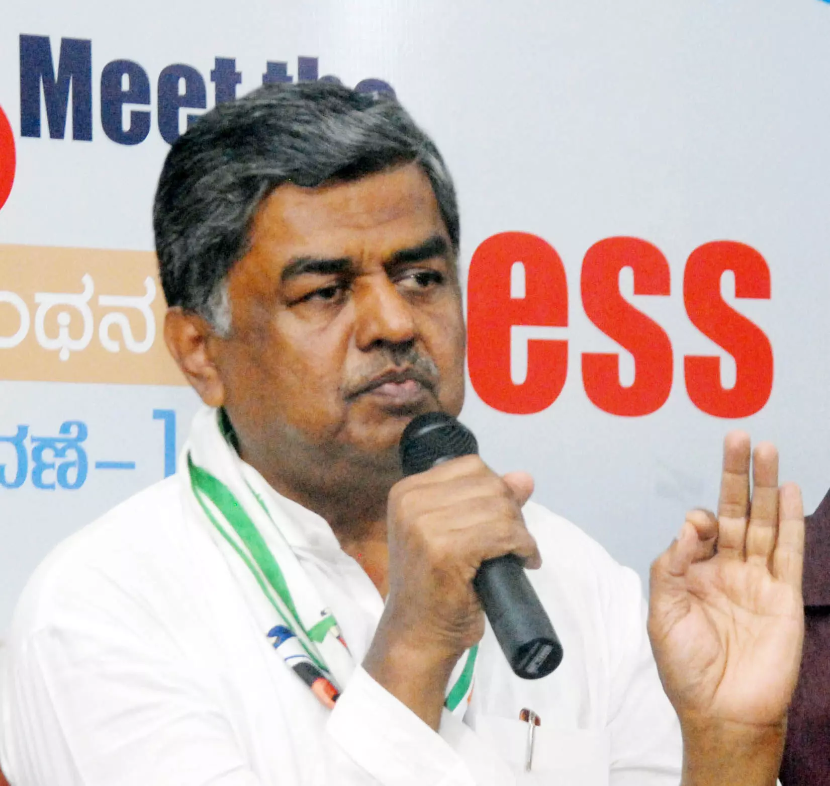 ರಾಮಮಂದಿರ ಉದ್ಘಾಟನೆ ಮಾಡುತ್ತಿರುವುದು ಜಗದ್ಗುರುಗಳಲ್ಲ, ವಿಶ್ವಗುರು: ಬಿ.ಕೆ ಹರಿಪ್ರಸಾದ್