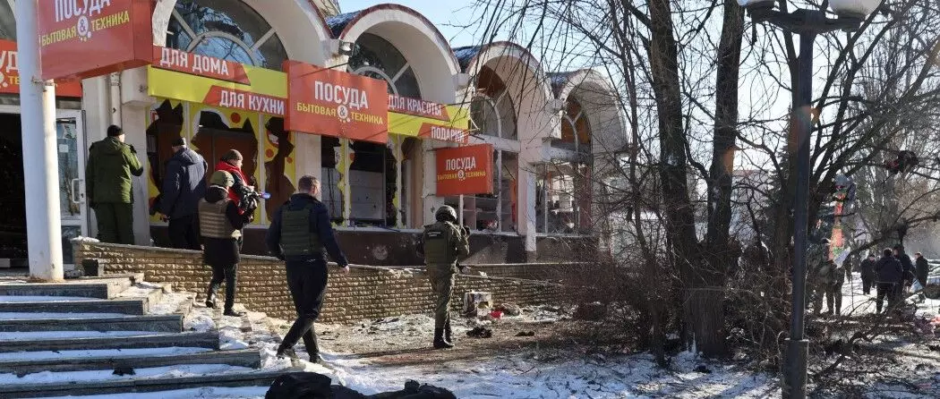 ಡೊನೆಟ್ಸ್ಕ್ ನಗರದ ಮೇಲೆ ಉಕ್ರೇನ್ ದಾಳಿ: 25 ಮಂದಿ ಸಾವು ಡೊನೆಟ್ಸ್ಕ್ ನಗರದ ಮೇಲೆ ಉಕ್ರೇನ್ ದಾಳಿ: 25 ಮಂದಿ ಸಾವು