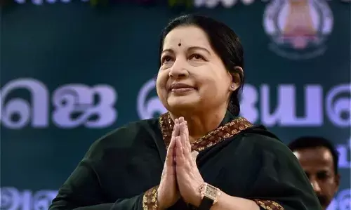 ಜಯಲಲಿತಾ ಅಕ್ರಮ ಆಸ್ತಿ ಗಳಿಕೆ ಪ್ರಕರಣ: 5 ಕೋಟಿ ರೂ. ವ್ಯಾಜ್ಯ ಶುಲ್ಕ ಪಾವತಿಸಲು ತಮಿಳುನಾಡು ಸರಕಾರಕ್ಕೆ ಸೂಚನೆ