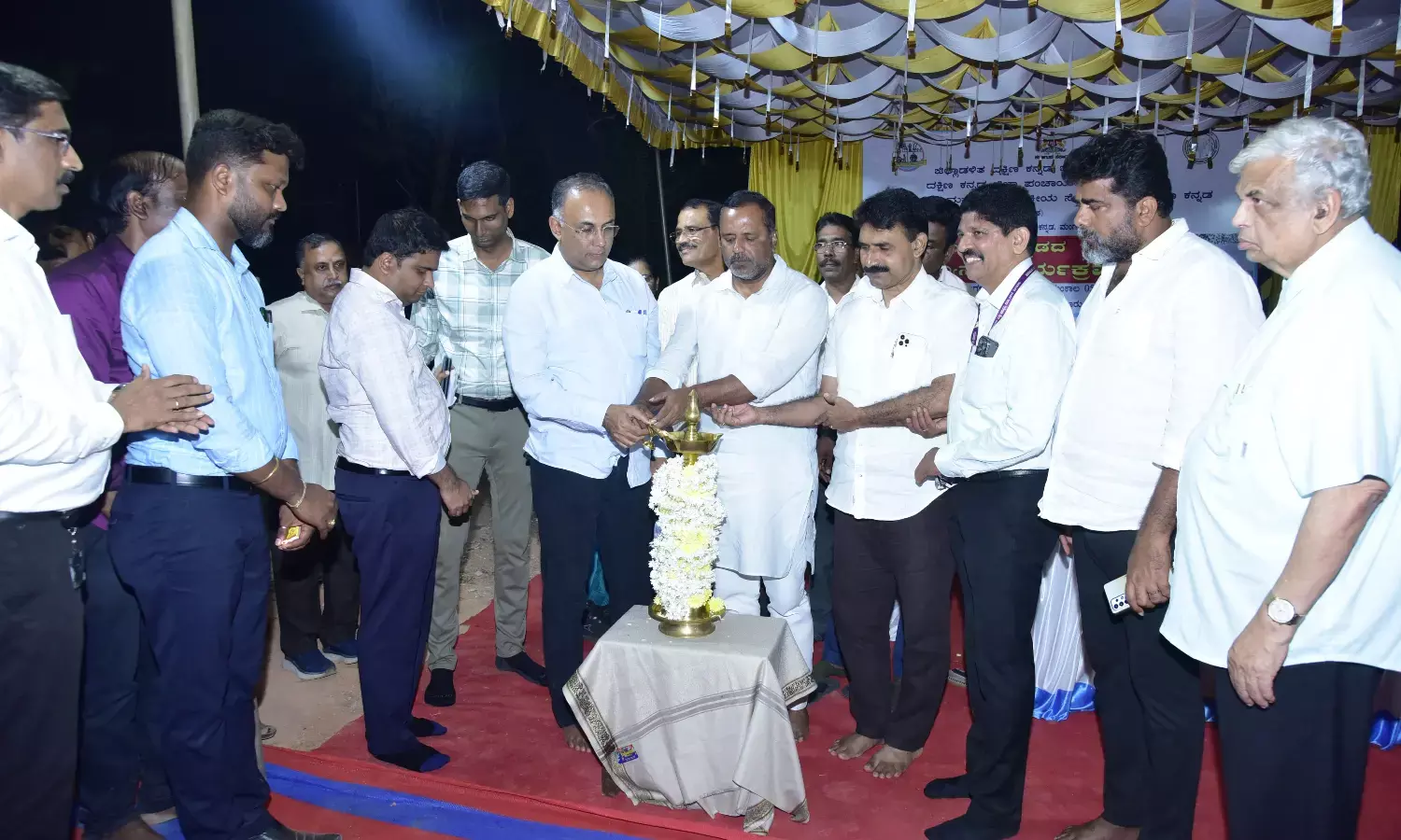 ರಾಜ್ಯದಲ್ಲಿ ಪಶು ವೈದ್ಯರ ಕೊರತೆ ನೀಗಿಸಲು ಚಿಂತನೆ : ದಿನೇಶ್ ಗುಂಡೂರಾವ್