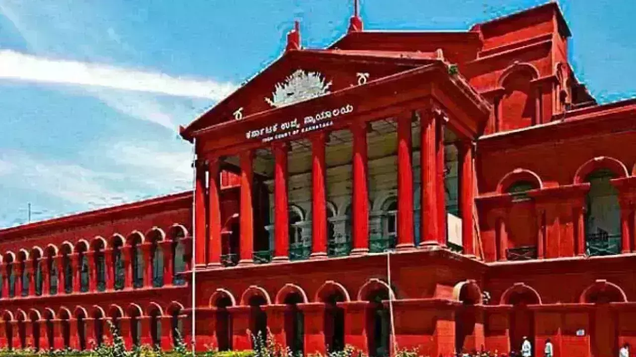 ಒತ್ತುವರಿ ಆರೋಪ: ಅರಣ್ಯ ಪ್ರದೇಶಕ್ಕೆ ಸೇರಿದ ಜಮೀನಿನ ಮೇಲಿನ ಅಧಿಕಾರ ಬೇರೆಯವರಿಗೆ ಘೋಷಿಸದಂತೆ ಹೈಕೋರ್ಟ್ ನಿರ್ಬಂಧ