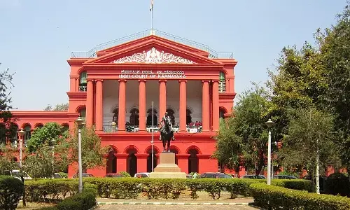 ಮರ ನೆಡಲು ನೀಡಿದ ಜಮೀನು ಸಾರ್ವಜನಿಕರಿಗೆ ಮಂಜೂರು ಮಾಡಿದಂತಾಗುವುದಿಲ್ಲ: ಹೈಕೋರ್ಟ್