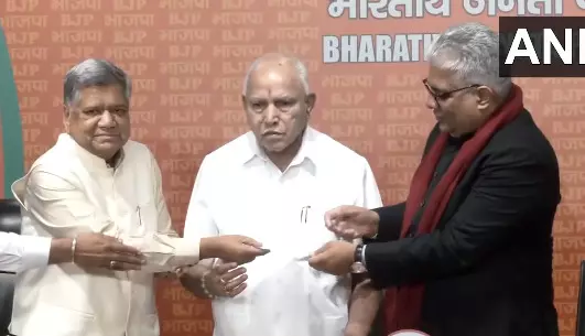 ಕಾಂಗ್ರೆಸ್ ತೊರೆದು ಮತ್ತೆ ಬಿಜೆಪಿ ಸೇರಿದ ಜಗದೀಶ್ ಶೆಟ್ಟರ್ ಕಾಂಗ್ರೆಸ್ ತೊರೆದು ಮತ್ತೆ ಬಿಜೆಪಿ ಸೇರಿದ ಜಗದೀಶ್ ಶೆಟ್ಟರ್