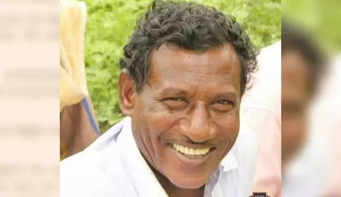 ಜೇನು ಕುರುಬರ ಕಲ್ಯಾಣಕ್ಕಾಗಿ ಶ್ರಮಿಸಿದ ಮೈಸೂರಿನ ಸೋಮಣ್ಣರಿಗೆ ‘ಪದ್ಮಶ್ರೀ’ ಜೇನು ಕುರುಬರ ಕಲ್ಯಾಣಕ್ಕಾಗಿ ಶ್ರಮಿಸಿದ ಮೈಸೂರಿನ ಸೋಮಣ್ಣರಿಗೆ ‘ಪದ್ಮಶ್ರೀ’