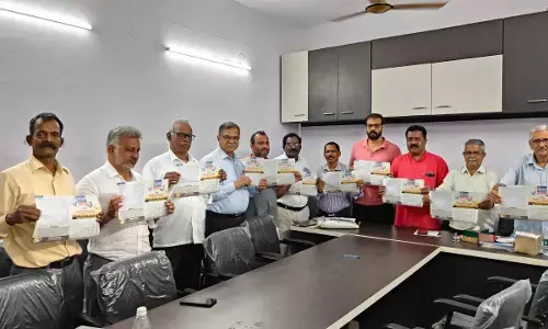 ಉಡುಪಿ: ಮಹಾತ್ಮಾ ಗಾಂಧಿ ಹುತಾತ್ಮರಾದ ದಿನ ಜನವರಿ 30 ರಂದು ಸೌಹಾರ್ದ ಮಾನವ ಸರಪಳಿ; ಭಿತ್ತಿಪತ್ರ ಬಿಡುಗಡೆ