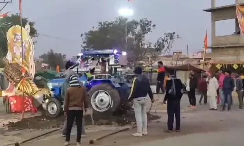 ಸರ್ದಾರ್ ಪ್ರತಿಮೆ ಧ್ವಂಸ: ಮಧ್ಯಪ್ರದೇಶದಲ್ಲಿ ಗುಂಪುಘರ್ಷಣೆ