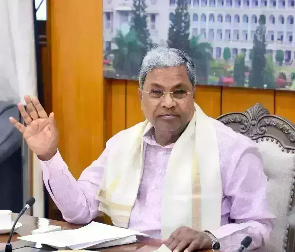 ಕೆರೆಗೋಡು ಧ್ವಜ ವಿವಾದ | ಚುನಾವಣೆ ಹಿನ್ನೆಲೆಯಲ್ಲಿ ಗಲಭೆ ಸೃಷ್ಟಿಸಲು ಬಿಜೆಪಿ ಯತ್ನ: ಸಿಎಂ ಸಿದ್ದರಾಮಯ್ಯ ಕೆರೆಗೋಡು ಧ್ವಜ ವಿವಾದ | ಚುನಾವಣೆ ಹಿನ್ನೆಲೆಯಲ್ಲಿ ಗಲಭೆ ಸೃಷ್ಟಿಸಲು ಬಿಜೆಪಿ ಯತ್ನ: ಸಿಎಂ ಸಿದ್ದರಾಮಯ್ಯ