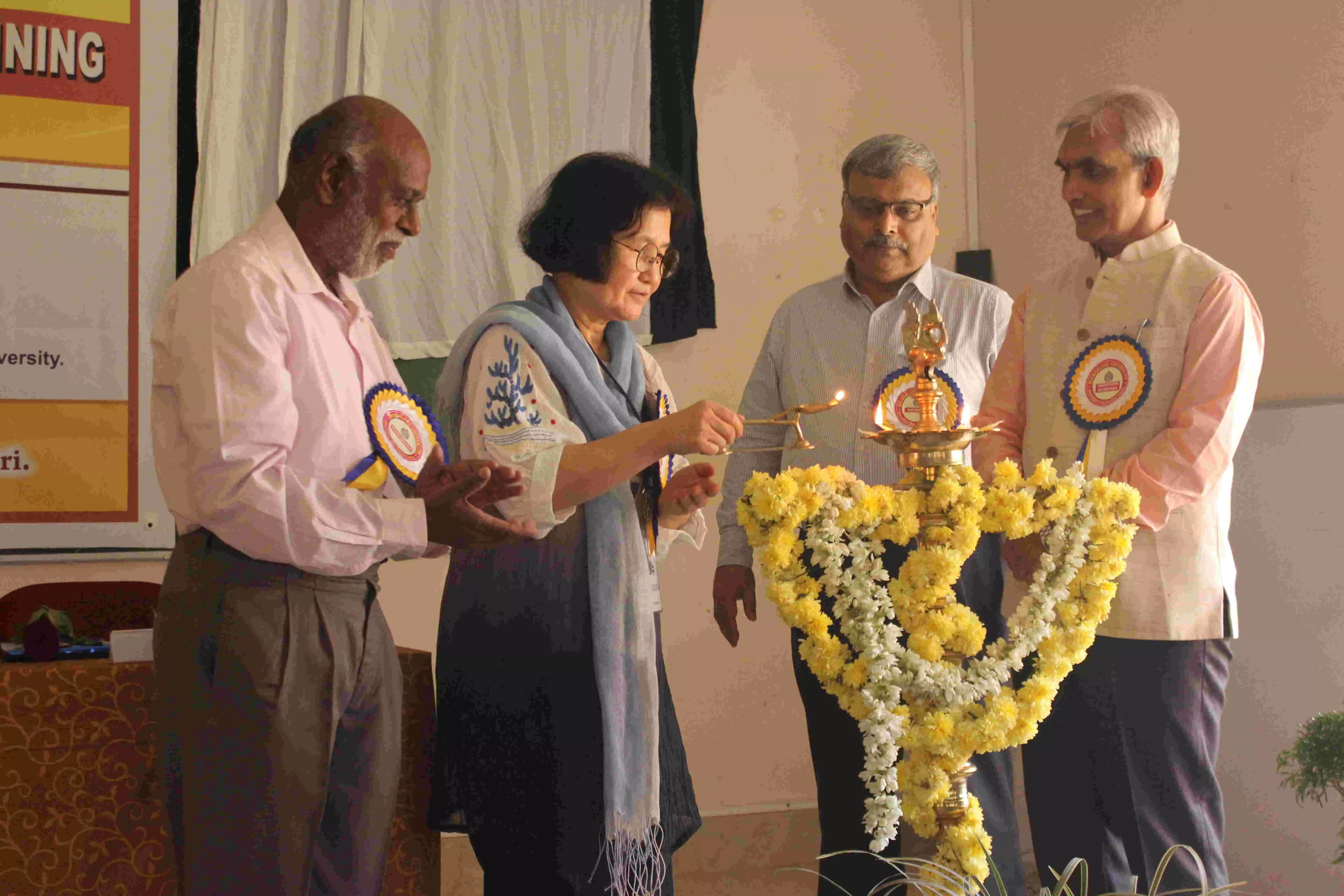 ಯೋಗವು ಆರೋಗ್ಯದ ಜೊತೆಗೆ ಭವಿಷ್ಯವನ್ನು ಉತ್ತಮಗೊಳಿಸುತ್ತದೆ: ಪ್ರೊ. ಟಿ. ಮಲ್ಲಿಕಾರ್ಜುನಪ್ಪ ಯೋಗವು ಆರೋಗ್ಯದ ಜೊತೆಗೆ ಭವಿಷ್ಯವನ್ನು ಉತ್ತಮಗೊಳಿಸುತ್ತದೆ: ಪ್ರೊ. ಟಿ. ಮಲ್ಲಿಕಾರ್ಜುನಪ್ಪ