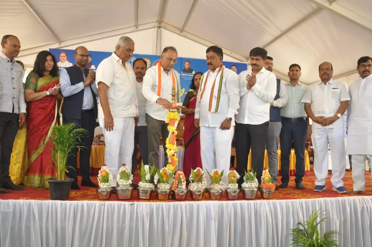 ತಾಲೂಕು ಆಸ್ಪತ್ರೆಗಳಲ್ಲಿ ಖಾಲಿ ಇರುವ ಹುದ್ದೆಗಳಿಗೆ ಗುತ್ತಿಗೆ ಆಧಾರದಲ್ಲಿ ತಜ್ಞರ ನೇಮಕ : ಸಚಿವ ದಿನೇಶ್‌ ಗುಂಡೂರಾವ್