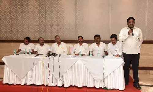 ಪ್ರಮೋದ್ ಮಧ್ವರಾಜ್ ಗೆ ಬಿಜೆಪಿ ಎಂಪಿ ಟಿಕೆಟ್ ನೀಡಲು ಮೀನುಗಾರ ಸಂಘಟನೆಗಳ ಒತ್ತಾಯ