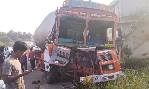 ಬ್ರಹ್ಮಾವರ: ಗ್ಯಾಸ್ ಟ್ಯಾಂಕರ್‌ ಅಪಘಾತ; ಚಾಲಕನಿಗೆ ಗಂಭೀರ ಗಾಯ