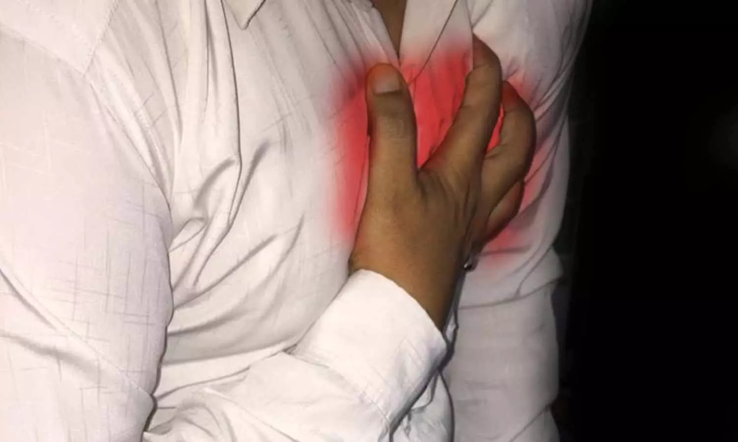 ಹೃದಯಘಾತವಾದರೂ ಬಸ್ ನಿಲ್ಲಿಸಿ 60 ಪ್ರಯಾಣಿಕರ ಪ್ರಾಣ ಉಳಿಸಿದ ಚಾಲಕ ಶೇಖ್ ಆಖ್ತರ್ ಹೃದಯಘಾತವಾದರೂ ಬಸ್ ನಿಲ್ಲಿಸಿ 60 ಪ್ರಯಾಣಿಕರ ಪ್ರಾಣ ಉಳಿಸಿದ ಚಾಲಕ ಶೇಖ್ ಆಖ್ತರ್