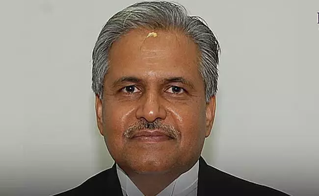 ಕರ್ನಾಟಕ ಹೈಕೋರ್ಟ್ ಸಿಜೆಯಾಗಿ ಕನ್ನಡಿಗ ದಿನೇಶ್ ಕುಮಾರ್ ನೇಮಕ ಕರ್ನಾಟಕ ಹೈಕೋರ್ಟ್ ಸಿಜೆಯಾಗಿ ಕನ್ನಡಿಗ ದಿನೇಶ್ ಕುಮಾರ್ ನೇಮಕ