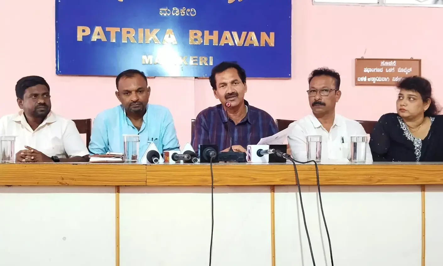 ಭರವಸೆಗಳನ್ನು ಈಡೇರಿಸದ ಸಂಸದ ಪ್ರತಾಪ್ ಸಿಂಹ  ಸುಳ್ಳು ಹೇಳುತ್ತಾ ಜನರ ಹಾದಿ ತಪ್ಪಿಸುತ್ತಿದ್ದಾರೆ : ಎಂ.ಲಕ್ಷ್ಮಣ್ ಟೀಕೆ