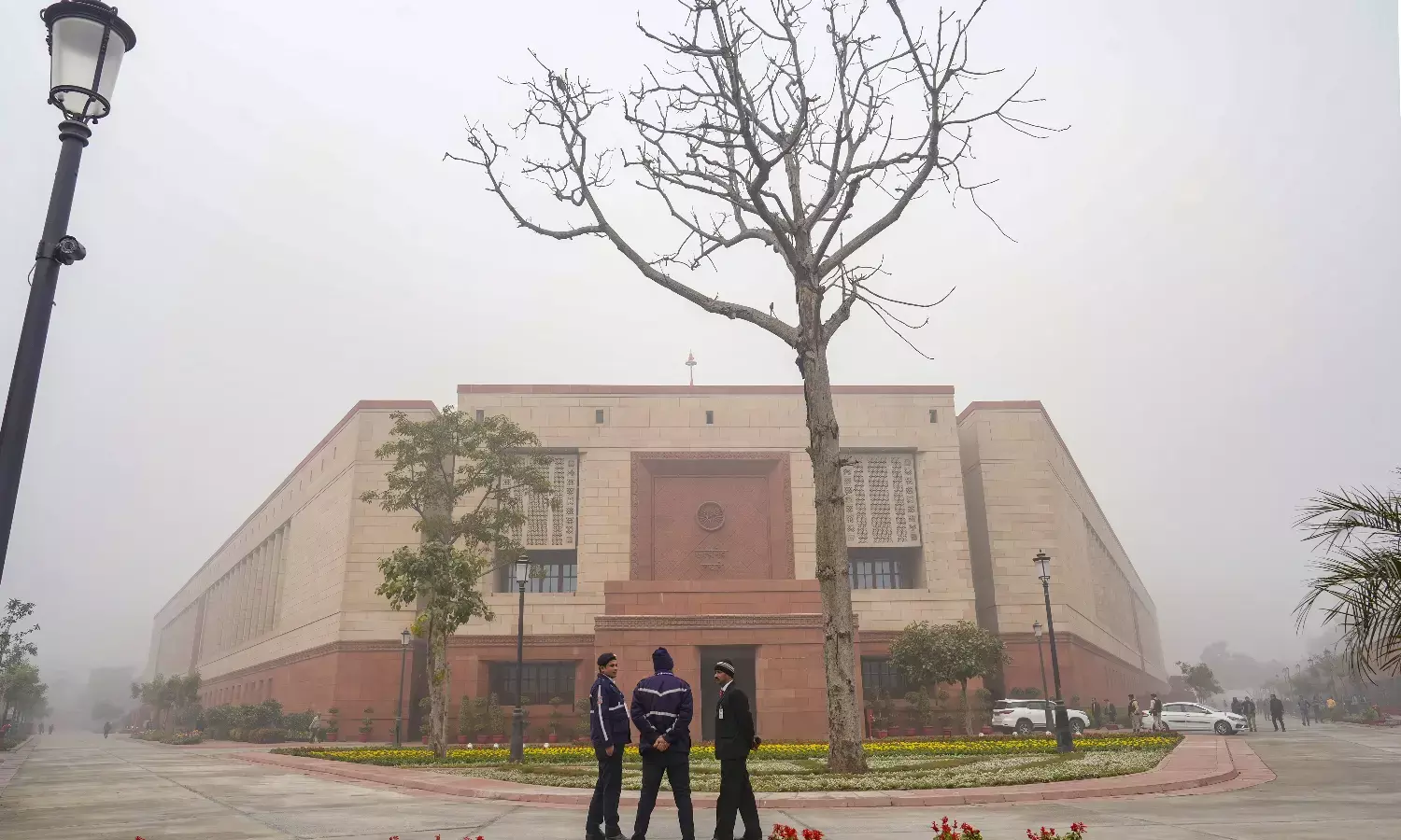 ಸಂಸತ್ ಭದ್ರತಾ ಲೋಪ: ವಿರೋಧಪಕ್ಷಗಳೊಂದಿಗೆ ಕೈಜೋಡಿಸಿರುವುದಾಗಿ ಒಪ್ಪಿಕೊಳ್ಳುವಂತೆ ಆರೋಪಿಗಳಿಗೆ ಪೊಲೀಸರ ಚಿತ್ರಹಿಂಸೆ ; ಆರೋಪ